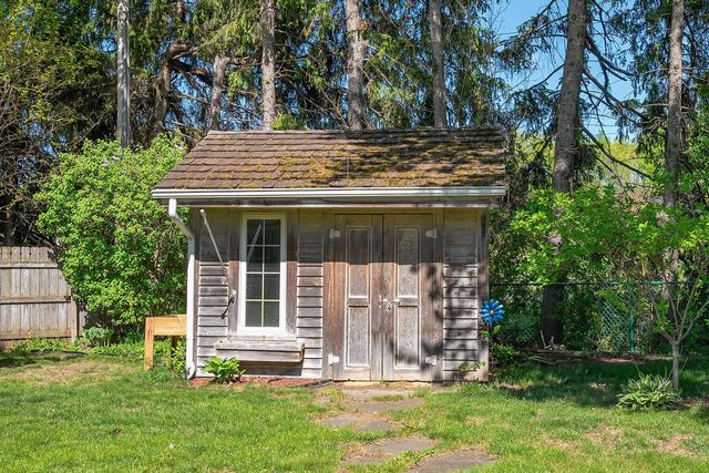 W143S7066 Belmont DRIVE, Muskego, WI 53150