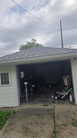 6140 Maple Street, Dearborn, MI 48126