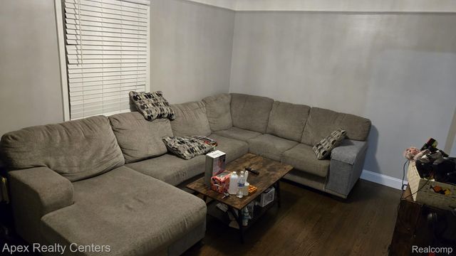 6140 Maple Street, Dearborn, MI 48126