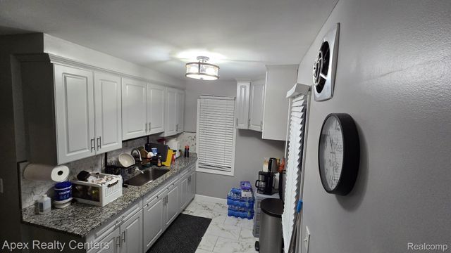 6140 Maple Street, Dearborn, MI 48126