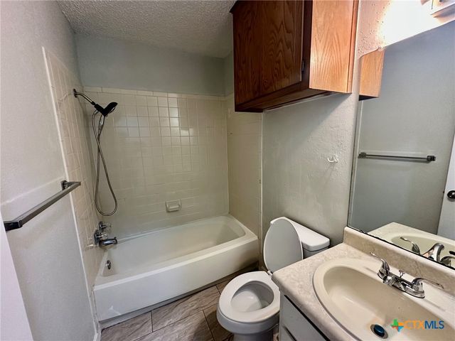 1307 Barbara Drive B, San Marcos, TX 78666