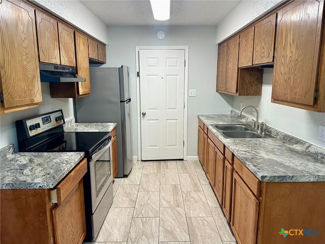 1307 Barbara Drive B, San Marcos, TX 78666