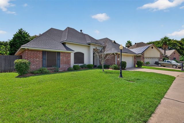 323 Oakland Place, Bossier City, LA 71112