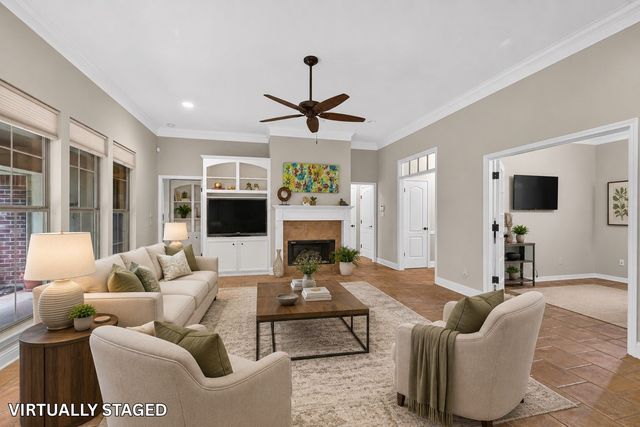 323 Oakland Place, Bossier City, LA 71112