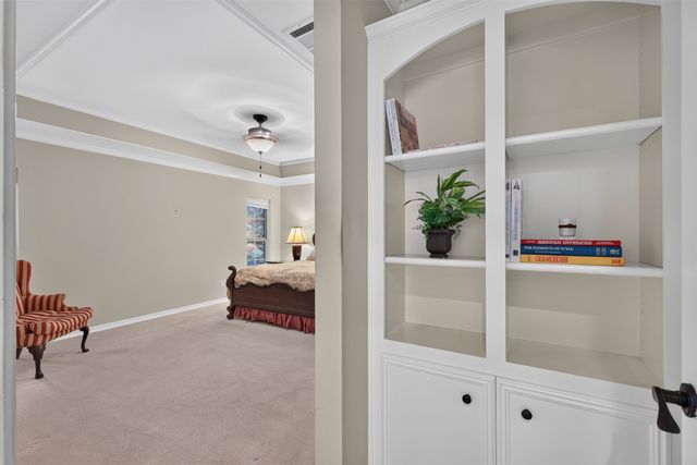 323 Oakland Place, Bossier City, LA 71112