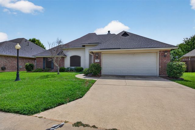 323 Oakland Place, Bossier City, LA 71112