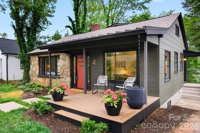 4 Baird Lane, Asheville, NC 28804