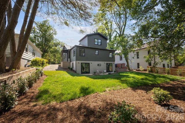 4 Baird Lane, Asheville, NC 28804