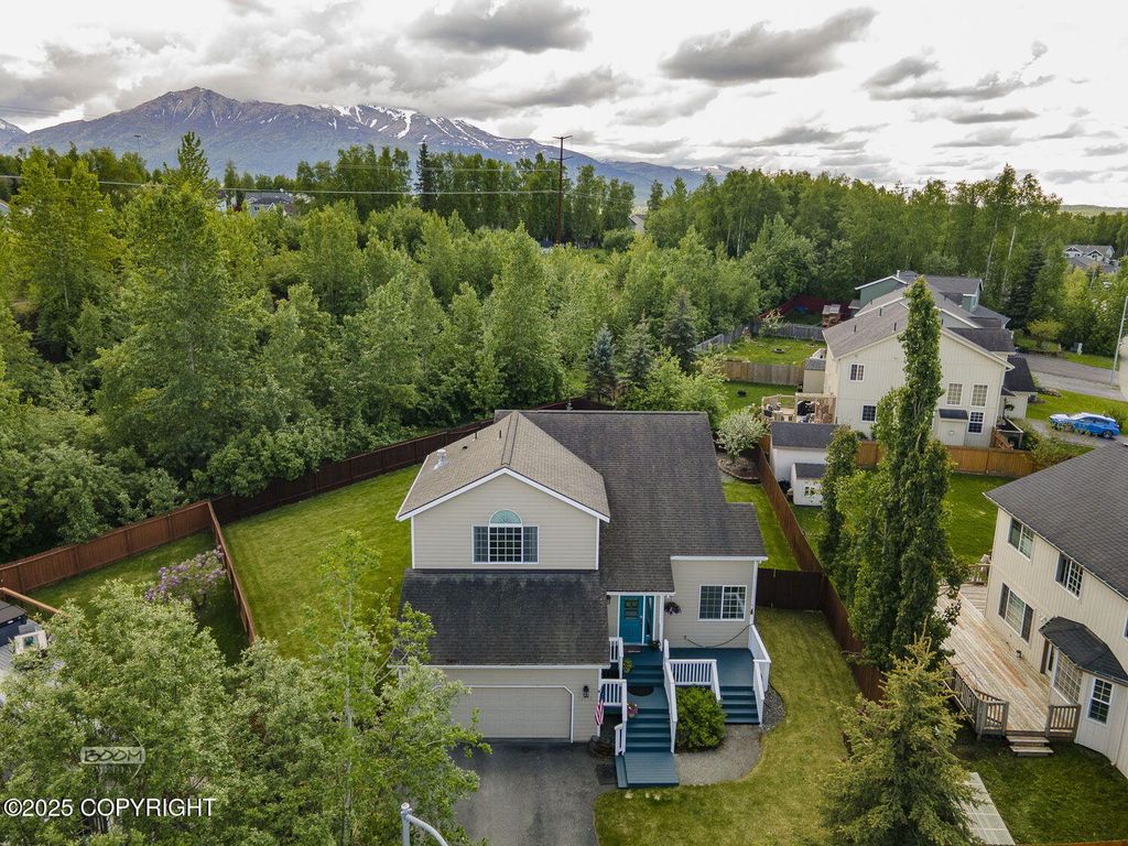 16422 Ondola Circle, Eagle River, AK 99577