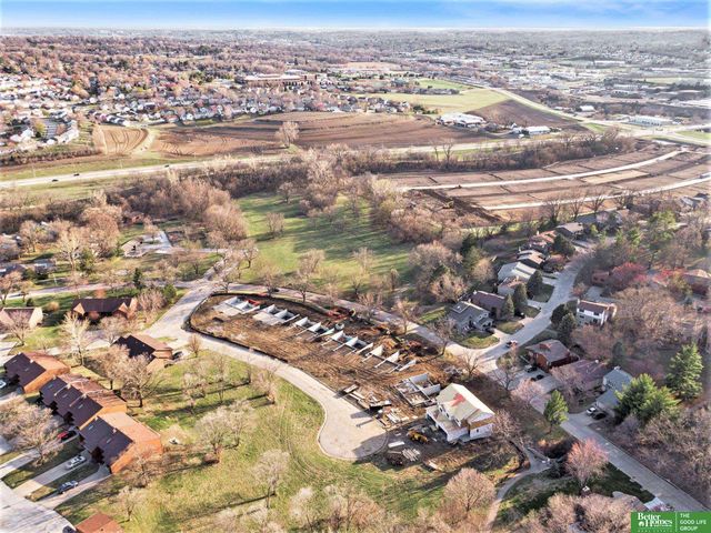 7166 N 79th Court, Omaha, NE 68122