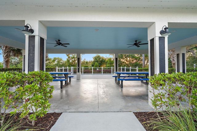 178 SW Pomeroy Street, Stuart, FL 34997