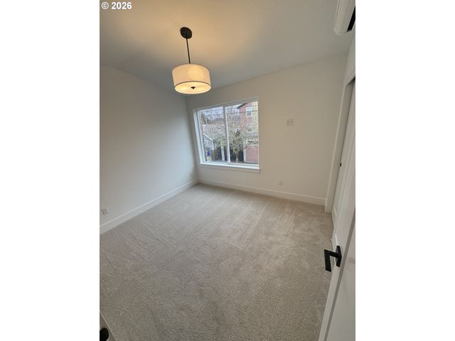 2391 Se 43rd Ave, Portland, OR 97206