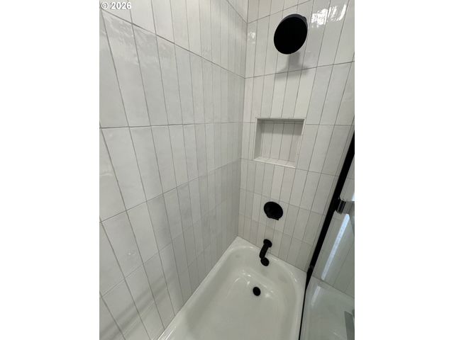 2391 Se 43rd Ave, Portland, OR 97206