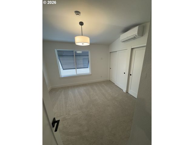 2391 Se 43rd Ave, Portland, OR 97206