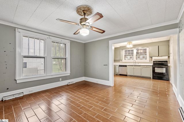 303 Front Street, Easley, SC 29640