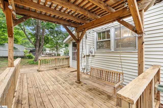 303 Front Street, Easley, SC 29640