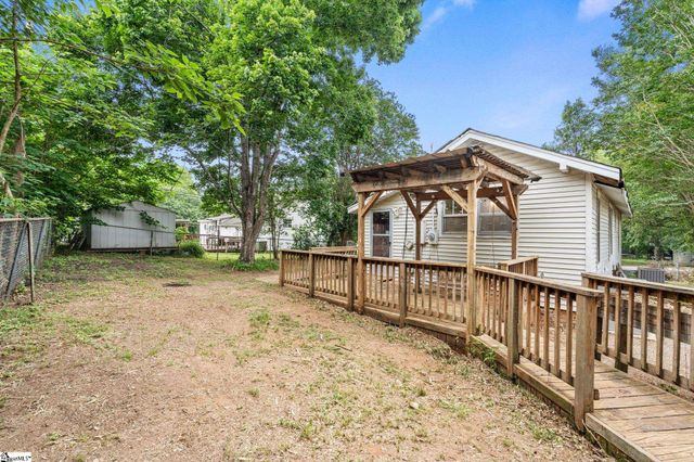 303 Front Street, Easley, SC 29640