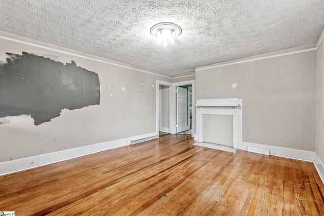 303 Front Street, Easley, SC 29640