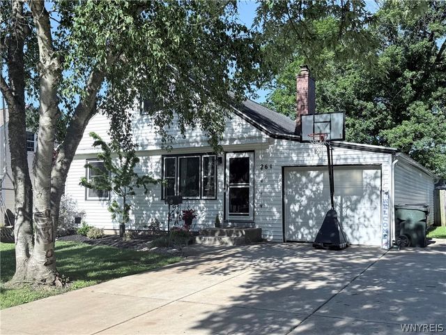 261 Highland Drive, Amherst, NY 14221