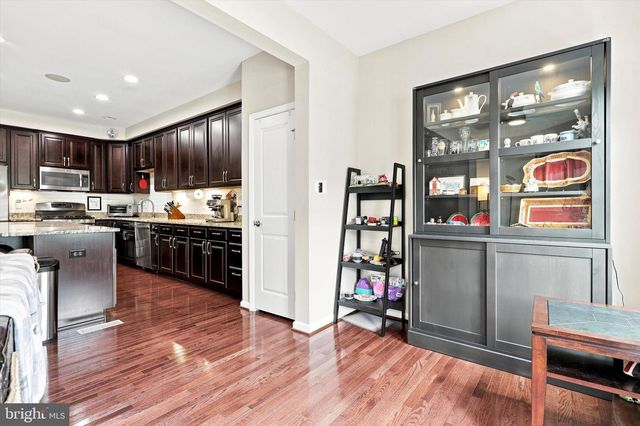 51 FRANKLIN CIR, Somerdale, NJ 08083