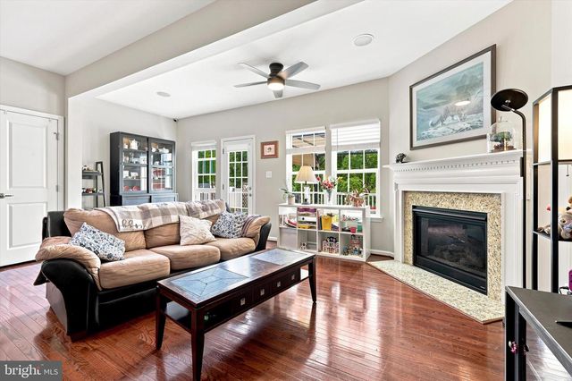51 FRANKLIN CIR, Somerdale, NJ 08083