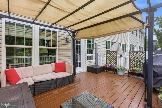 51 FRANKLIN CIR, Somerdale, NJ 08083