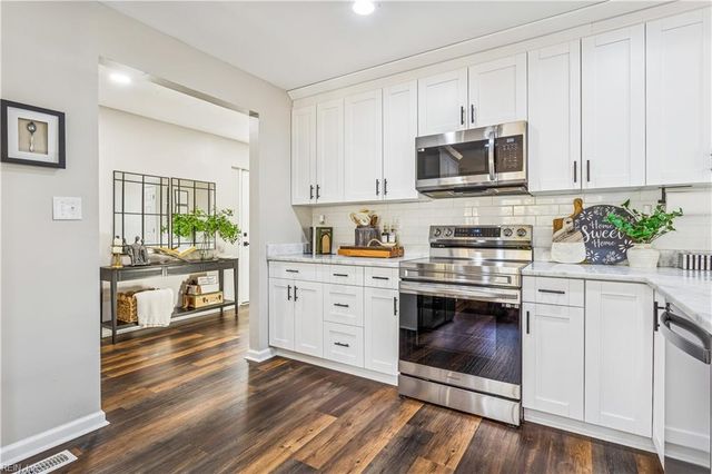 4043 Sadler DR, Suffolk, VA 23434