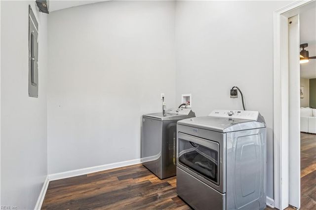 4043 Sadler DR, Suffolk, VA 23434