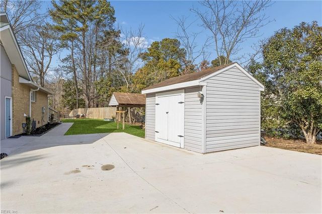 4043 Sadler DR, Suffolk, VA 23434