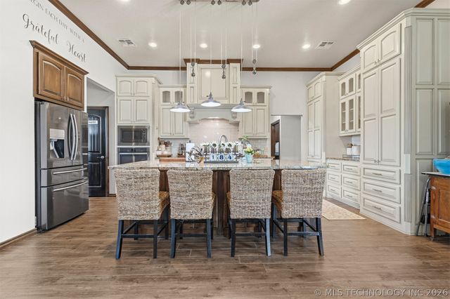 184 Royal Oaks, Ardmore, OK 73401