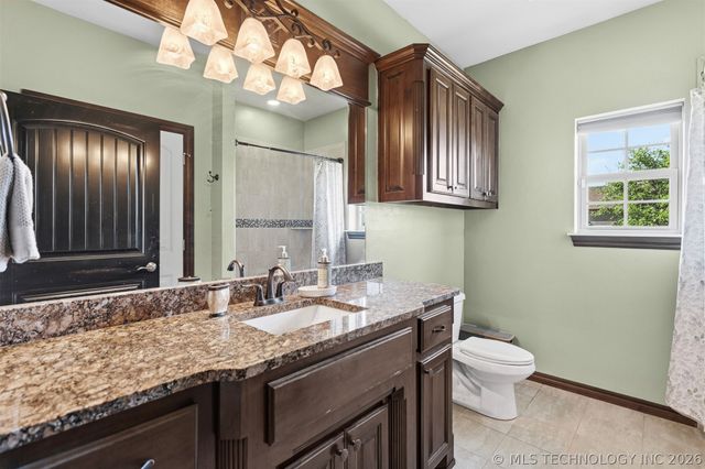 184 Royal Oaks, Ardmore, OK 73401