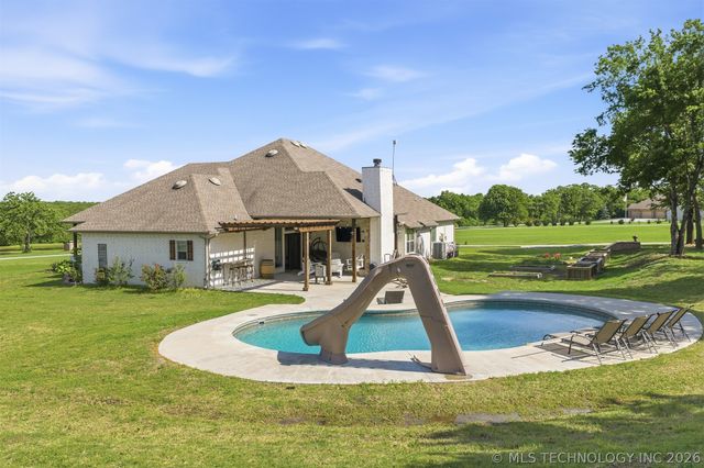 184 Royal Oaks, Ardmore, OK 73401