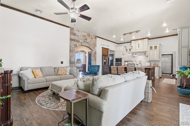 184 Royal Oaks, Ardmore, OK 73401