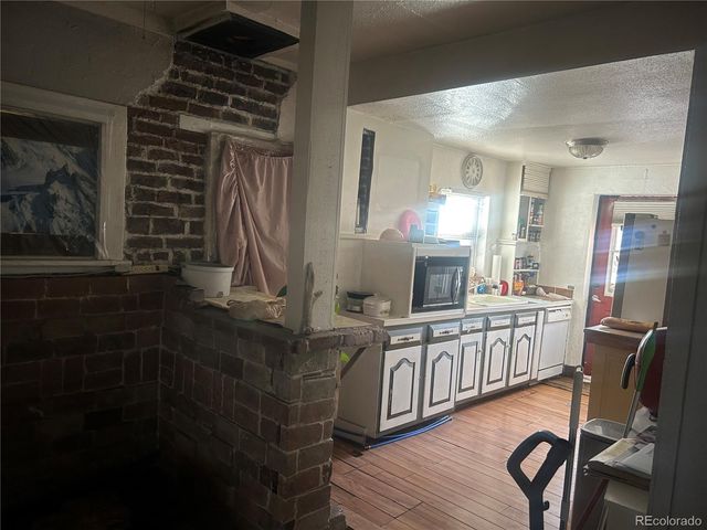 4914 W 38th Avenue, Denver, CO 80212