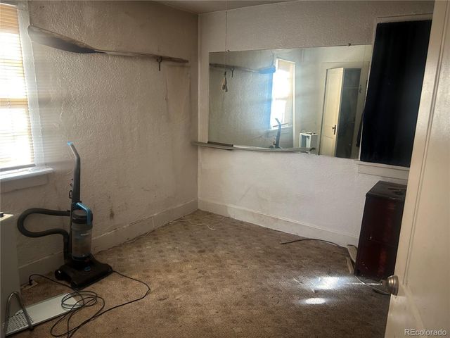 4914 W 38th Avenue, Denver, CO 80212