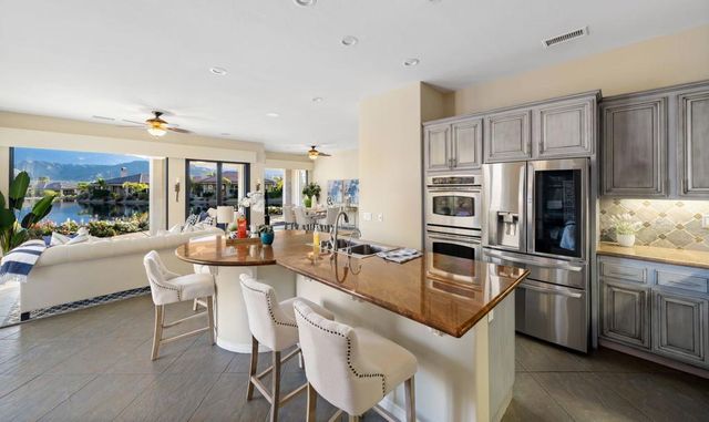 3 Pyramid Lake Court, Rancho Mirage, CA 92270