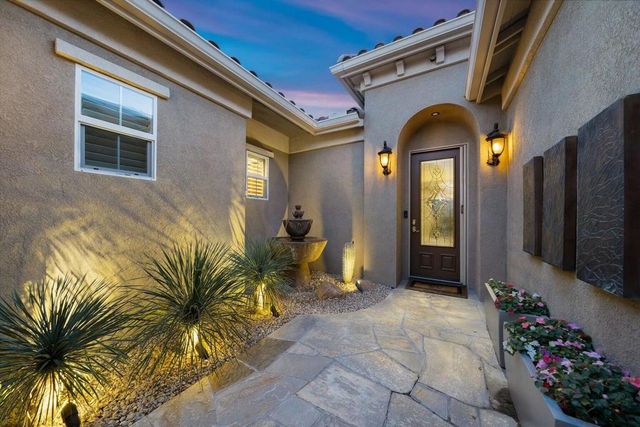 3 Pyramid Lake Court, Rancho Mirage, CA 92270
