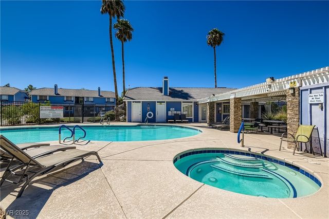 5355 Angler Circle 202, Las Vegas, NV 89122