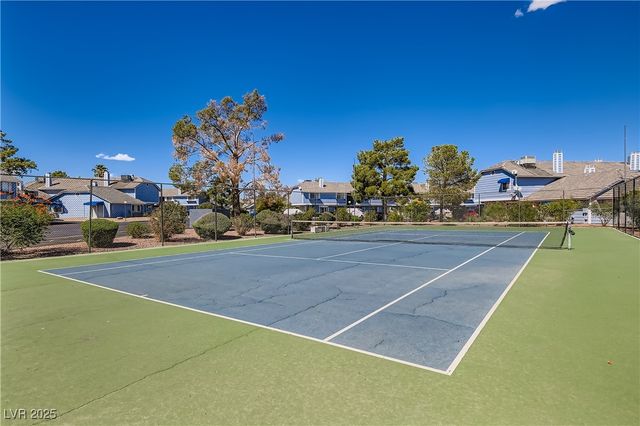 5355 Angler Circle 202, Las Vegas, NV 89122