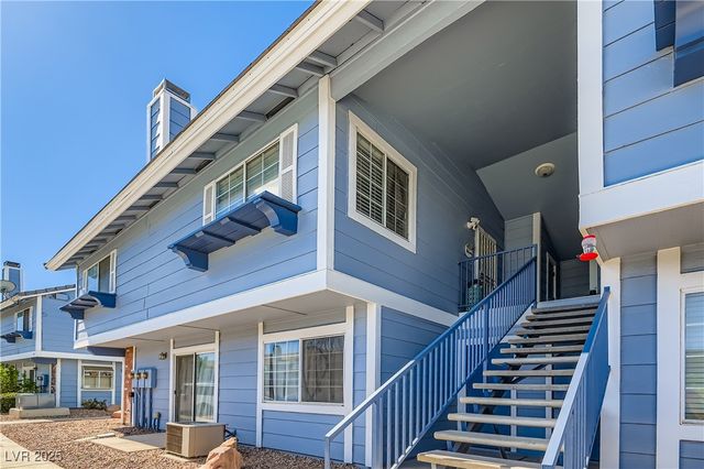 5355 Angler Circle 202, Las Vegas, NV 89122