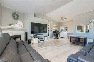 5355 Angler Circle 202, Las Vegas, NV 89122