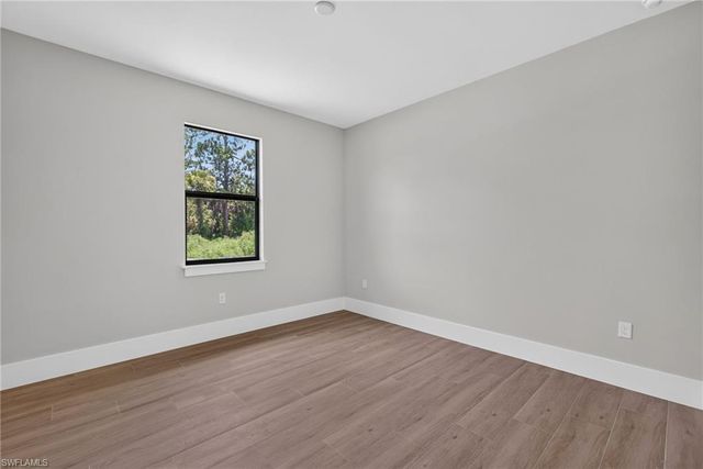1867 Everglades BLVD N, Naples, FL 34120
