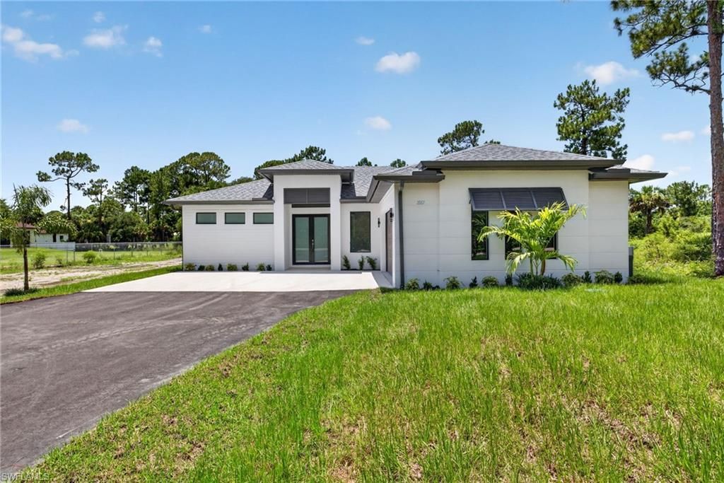 1867 Everglades BLVD N, Naples, FL 34120