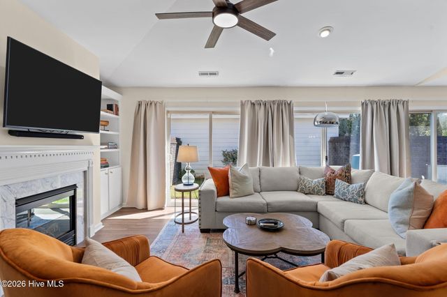 1033 Summerlin Falls Court, Wilmington, NC 28412