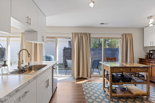 1033 Summerlin Falls Court, Wilmington, NC 28412