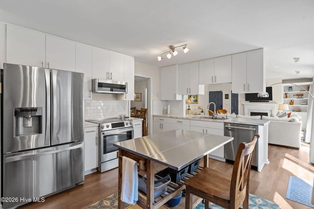 1033 Summerlin Falls Court, Wilmington, NC 28412