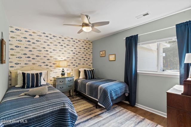 1033 Summerlin Falls Court, Wilmington, NC 28412