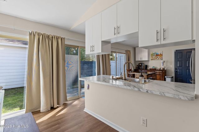 1033 Summerlin Falls Court, Wilmington, NC 28412