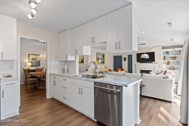 1033 Summerlin Falls Court, Wilmington, NC 28412