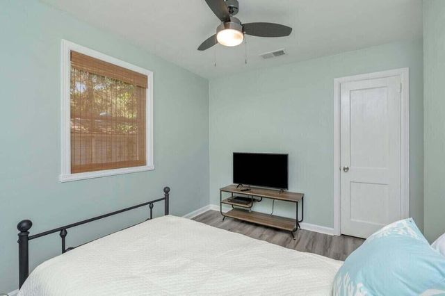 226 NE Bradley Drive, Fort Walton Beach, FL 32547